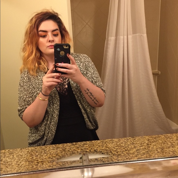 follow my insta! @Thisiscrayons - Picture 2 of 3